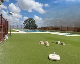 Swimming pool of Duplex for sale in  Jaén Capital  with Air Conditioner, Heating and Terrace