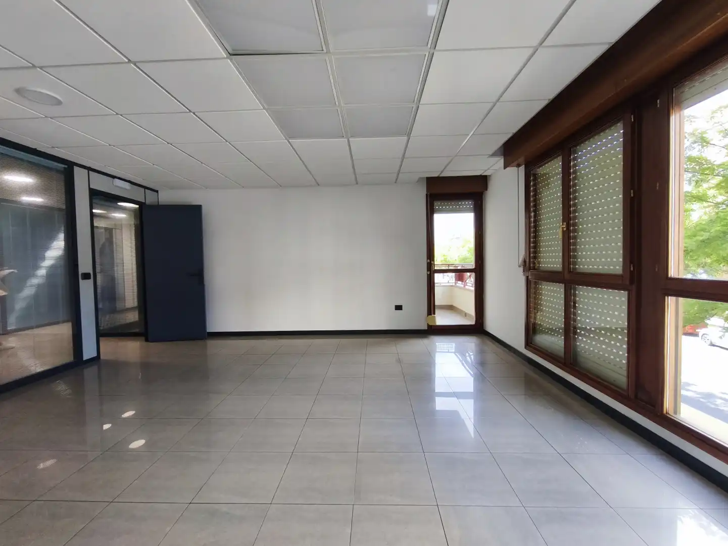 Oficina de lloguer en  Logroño amb Aire condicionat i Calefacció