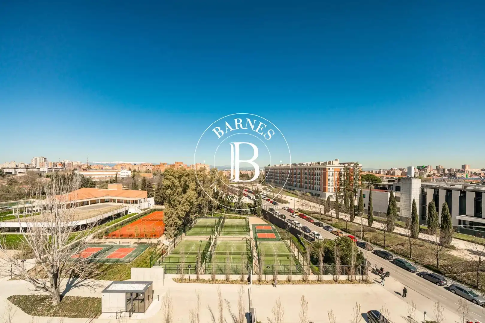 Parkplatz von Wohnung zur Miete in Madrid mit Klimaanlage, Heizung und Terrasse