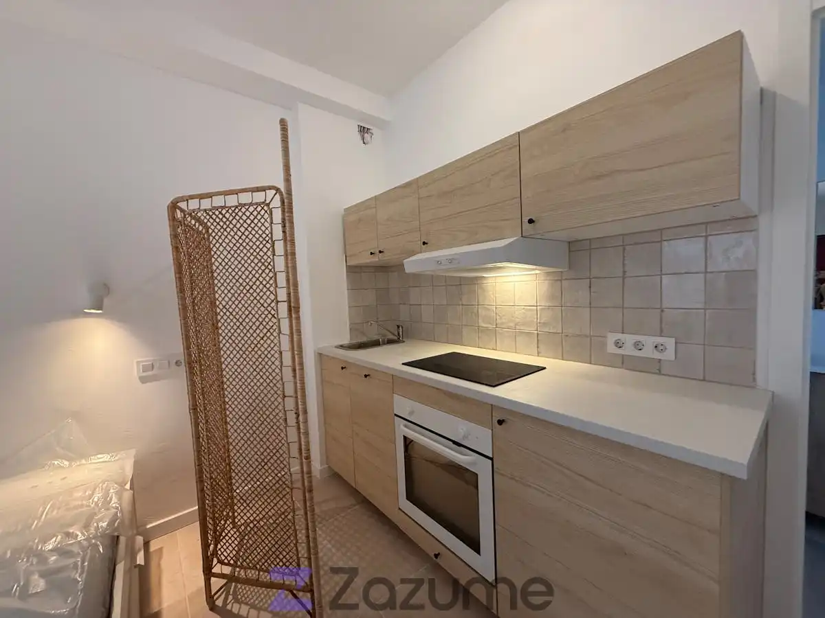 Küche von Wohnung zur Miete in Las Palmas de Gran Canaria mit Parkett, Möbliert und Ofen