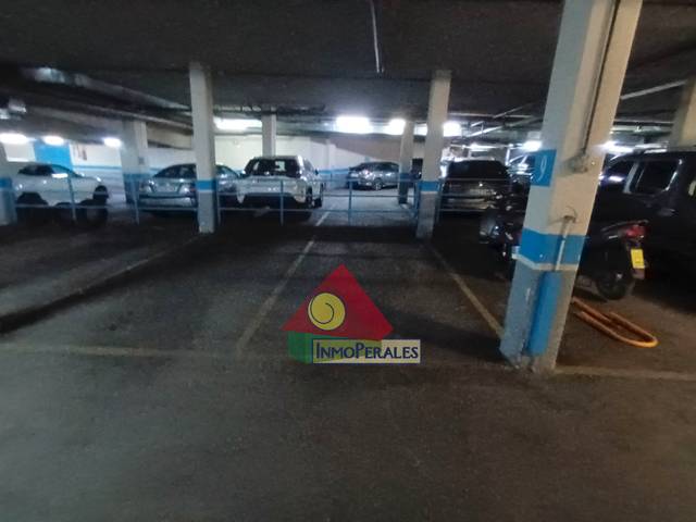 Garaje en Venta en Villaverde Alto