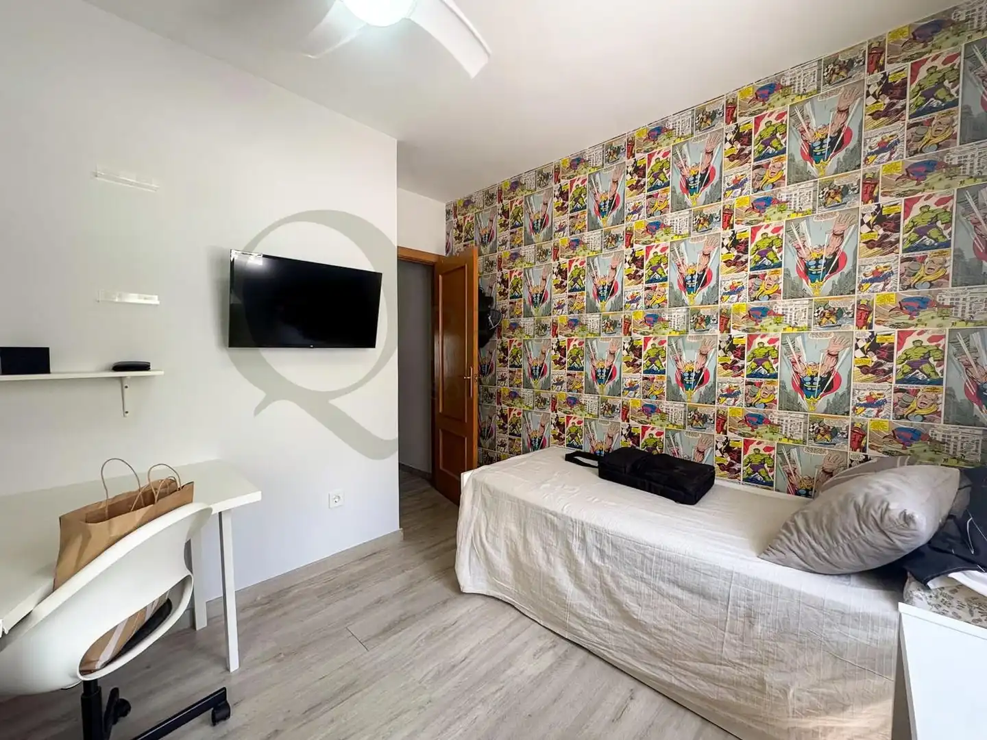 Schlafzimmer von Erdgeschoss zum Verkauf in Alicante / Alacant mit Klimaanlage, Heizung und Privatgarten
