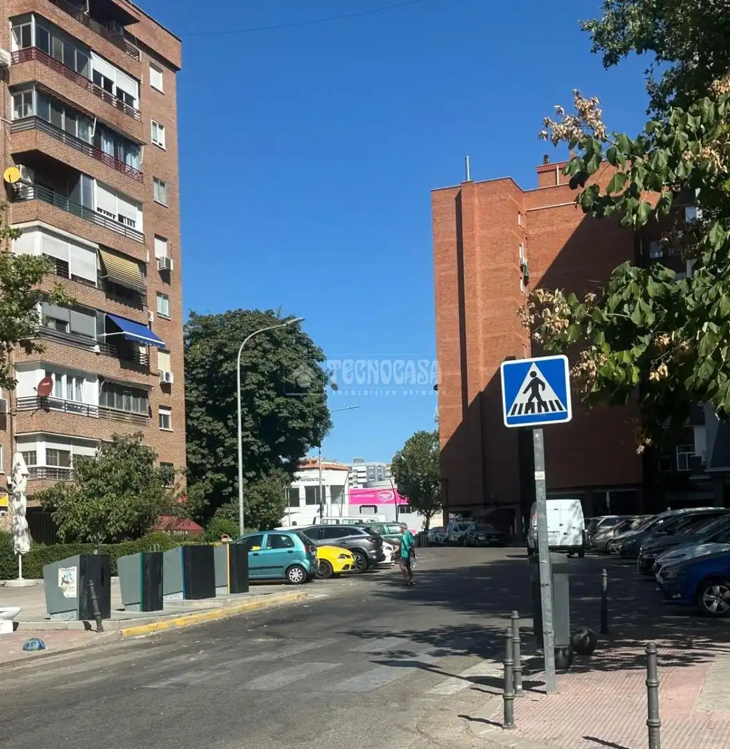 Exterior view of Garage for sale in Fuenlabrada