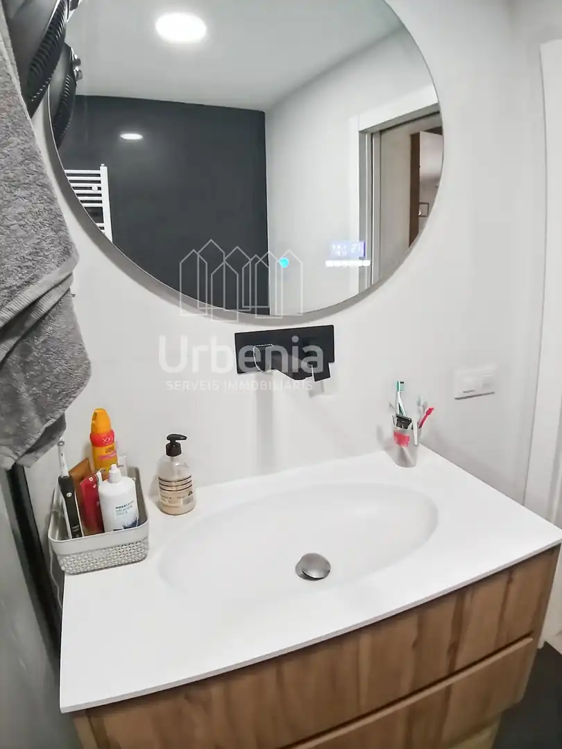 Baño de Piso en venta en Mataró con Aire acondicionado, Calefacción y Terraza
