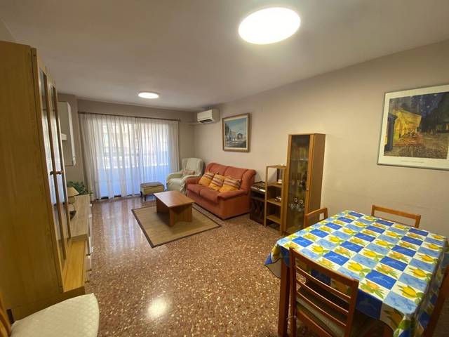 Piso en Alquiler en Calle Bélgica en Mestalla