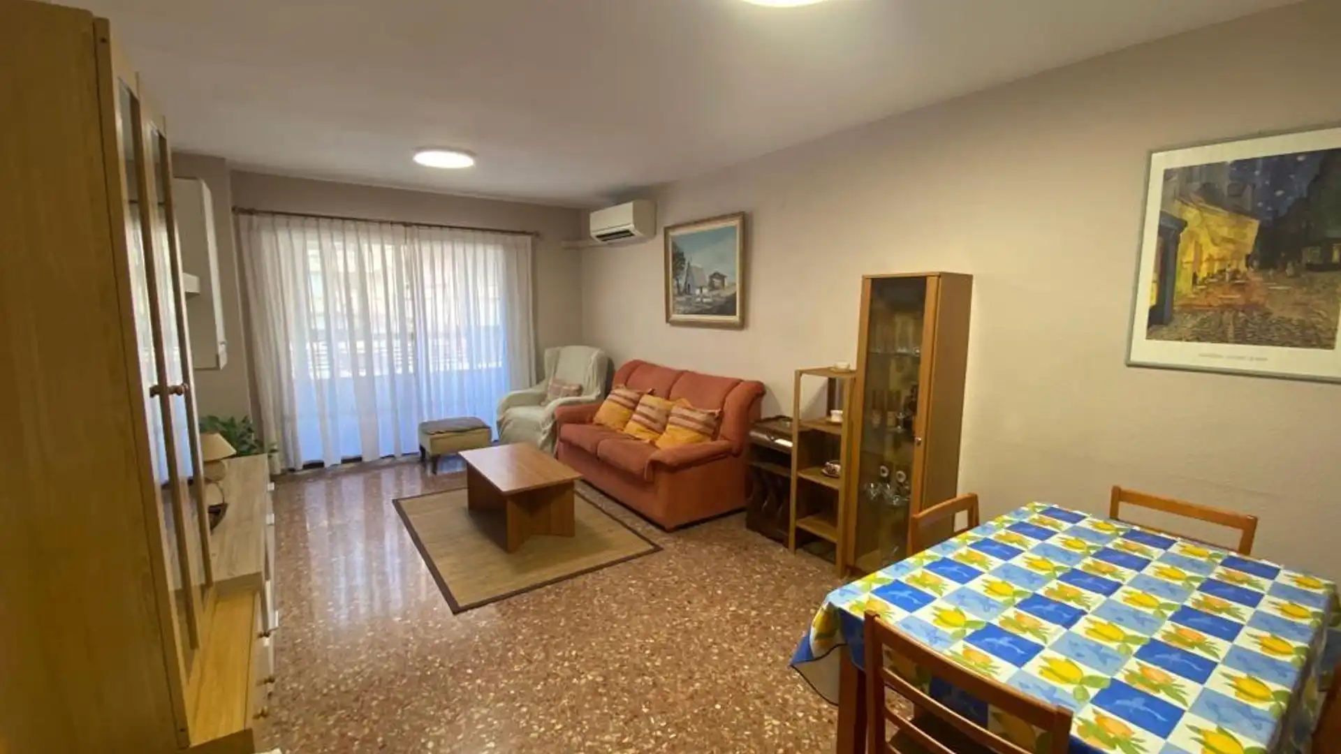 Pis de lloguer a Calle Bélgica, Mestalla