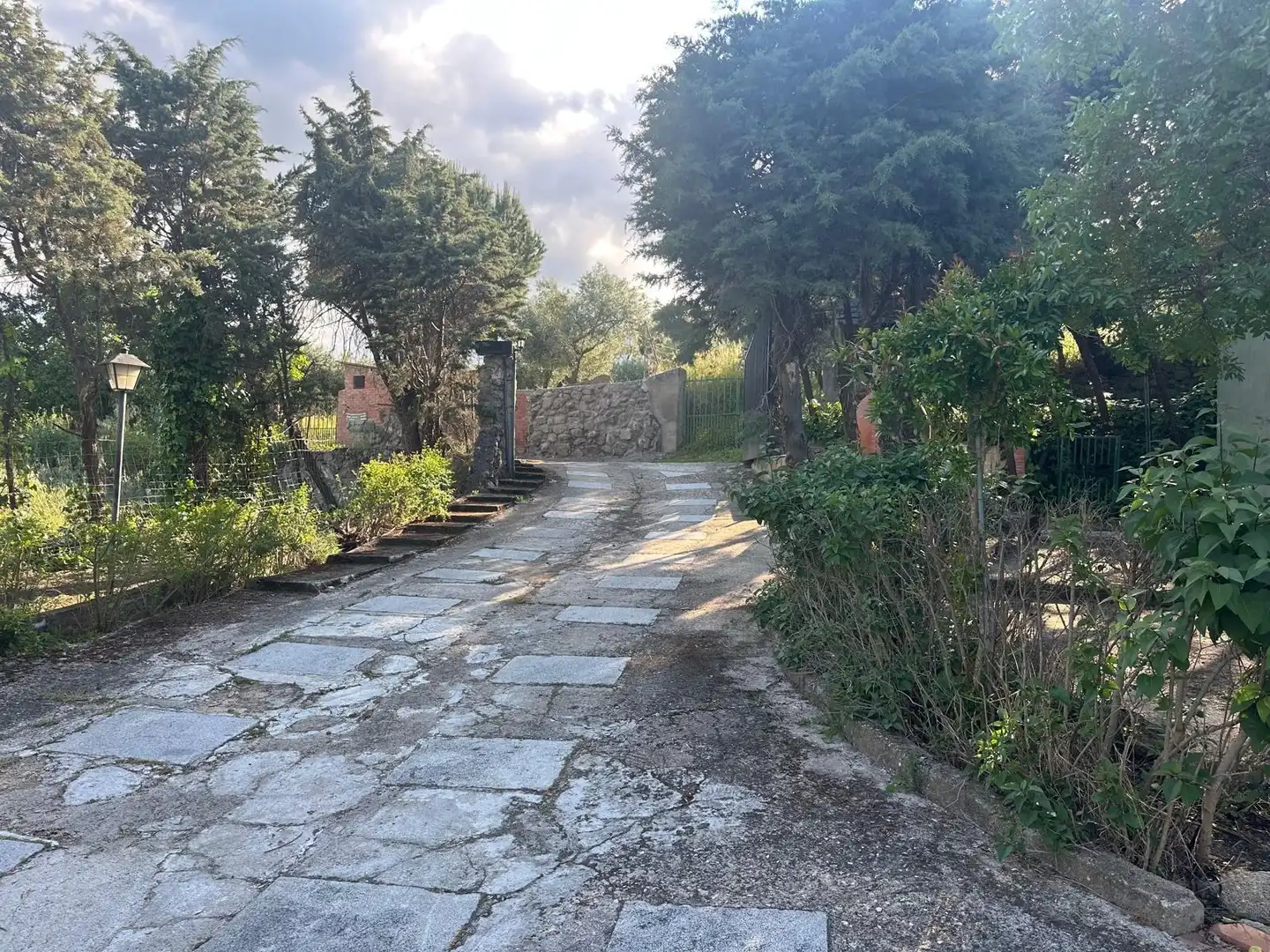 Vista exterior de Finca rústica en venta en Nuño Gómez con Aire acondicionado, Calefacción y Jardín privado