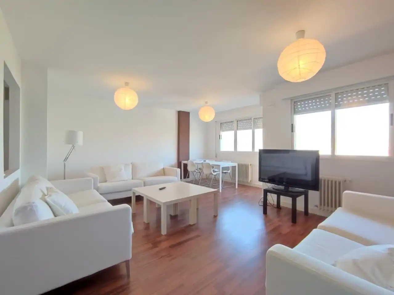 Living room of Flat for rent in  Albacete Capital  with Heating, Terrace and Furnished