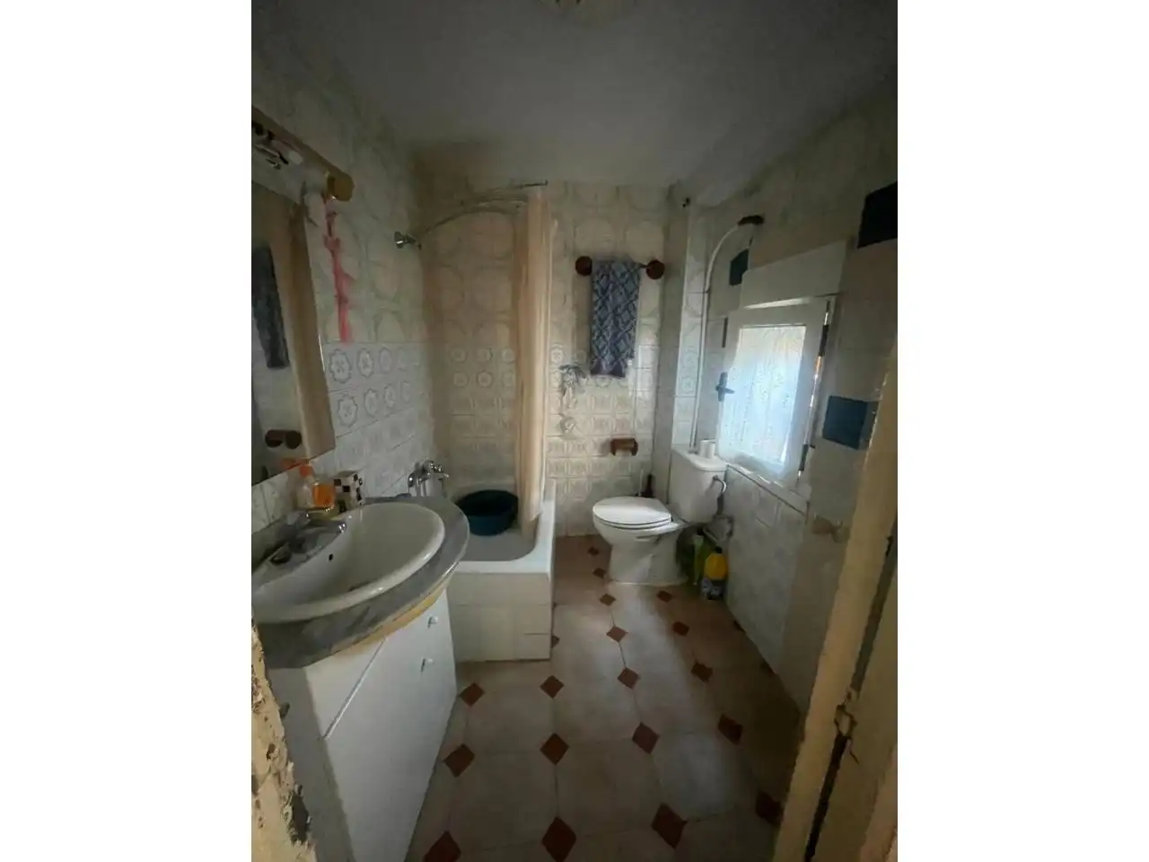 Bany de Casa o xalet en venda en Boñar amb Calefacció i Moblat