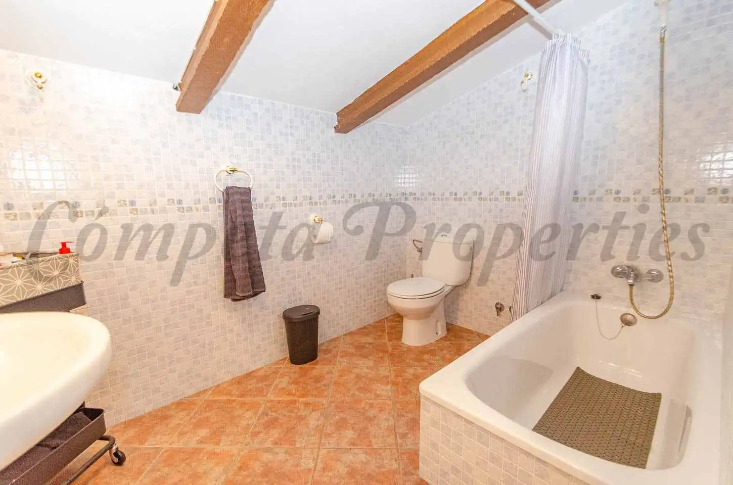 Casa amb piscina en venda a Sayalonga, imagen 20