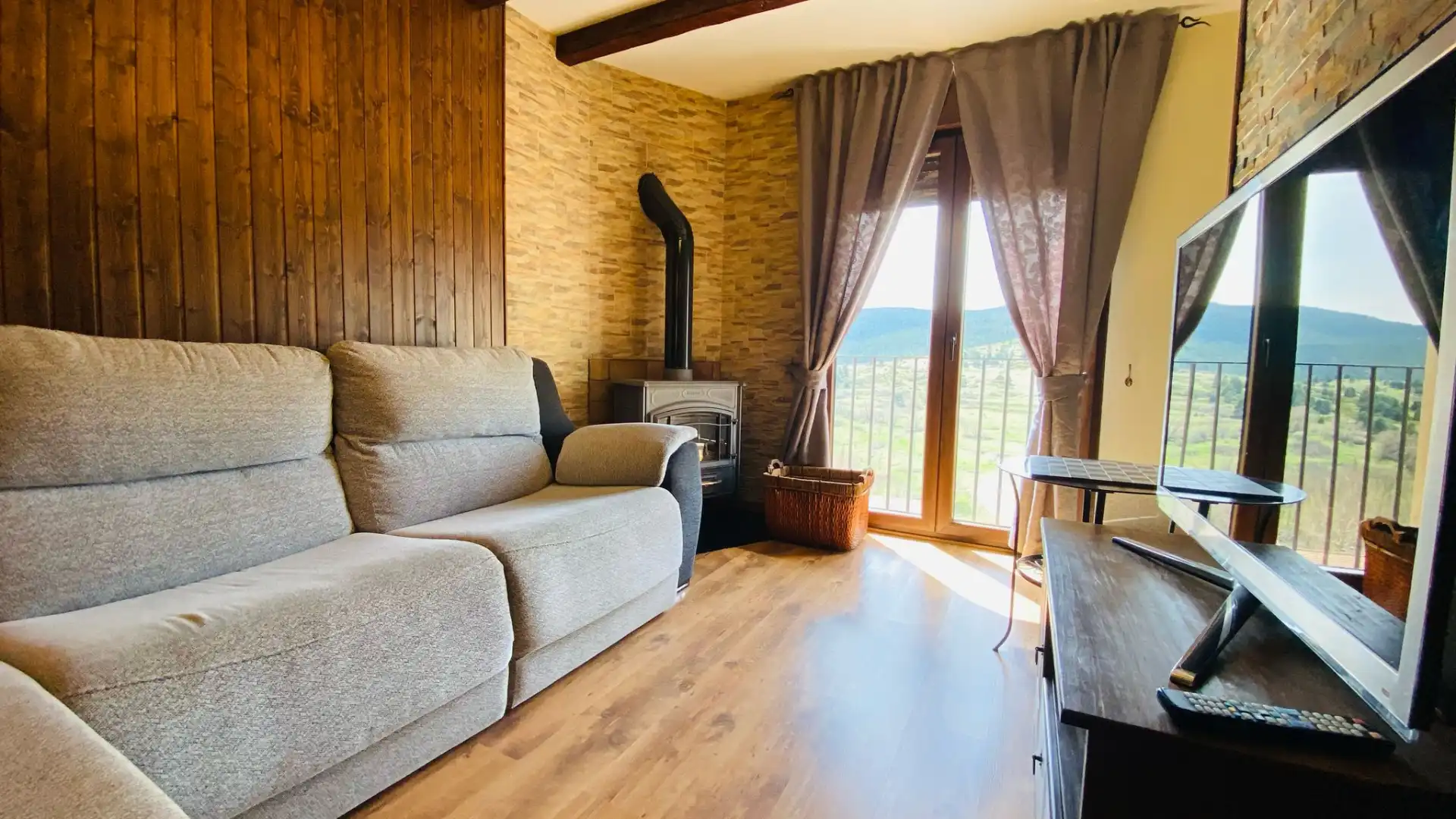 Sala de estar de Casa o chalet en venta en Valdelinares con Trastero, Amueblado y Balcón