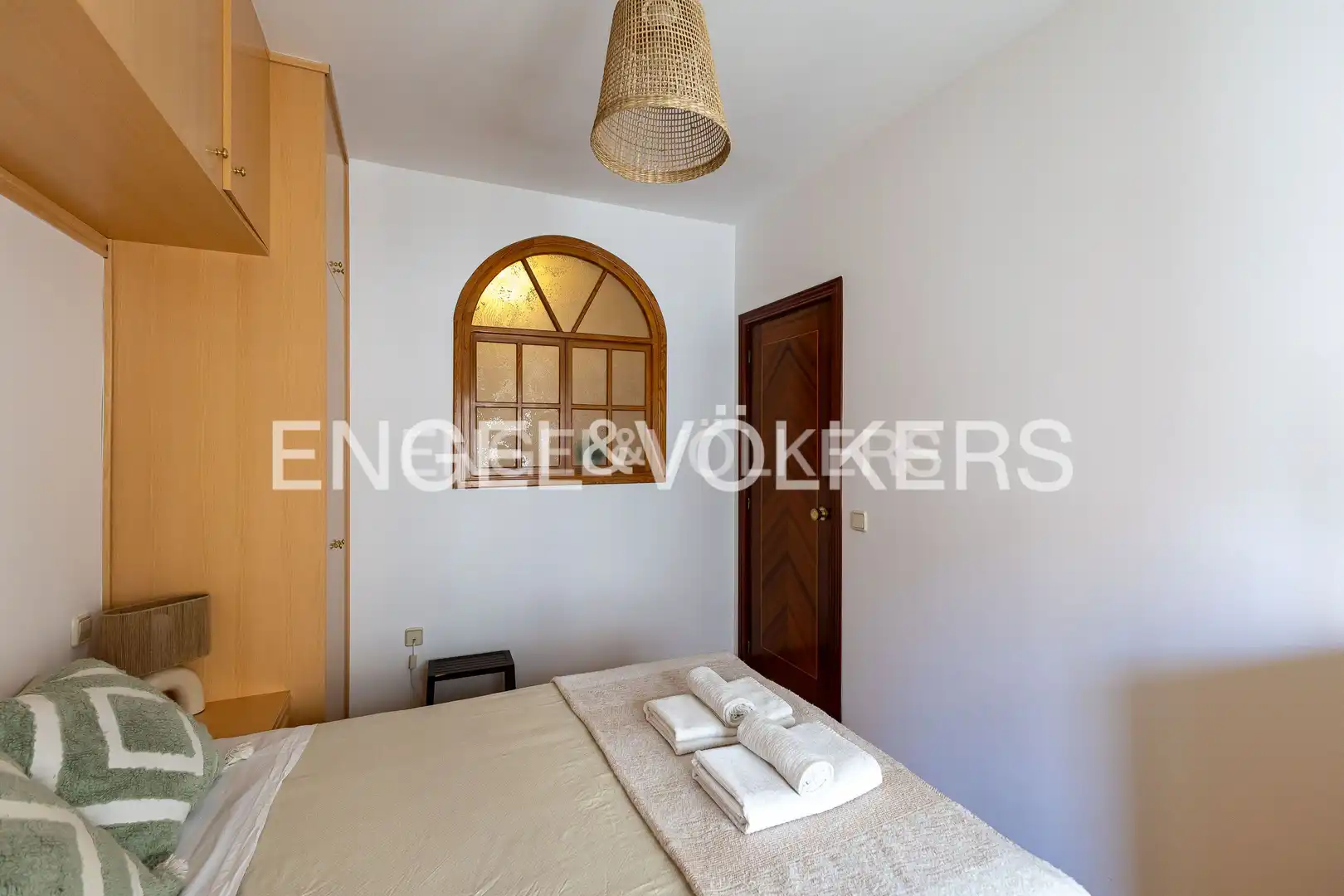 Bedroom of Flat for rent in Madrid  with Air Conditioner, Heating and Parquet flooring