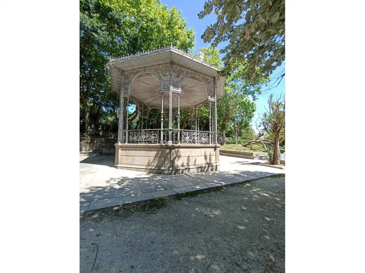 Garden of Flat for sale in Santiago de Compostela   with Heating, Balcony and Alarm