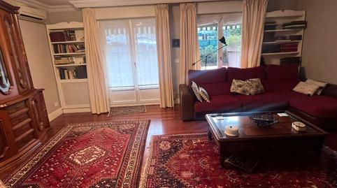 Foto 4 de Casa adosada en venda a Valle de Trápaga-Trapagaran, Bizkaia