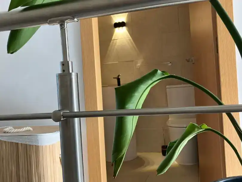 Badezimmer von Wohnung zum Verkauf in Marbella mit Klimaanlage, Schwimmbad und Balkon