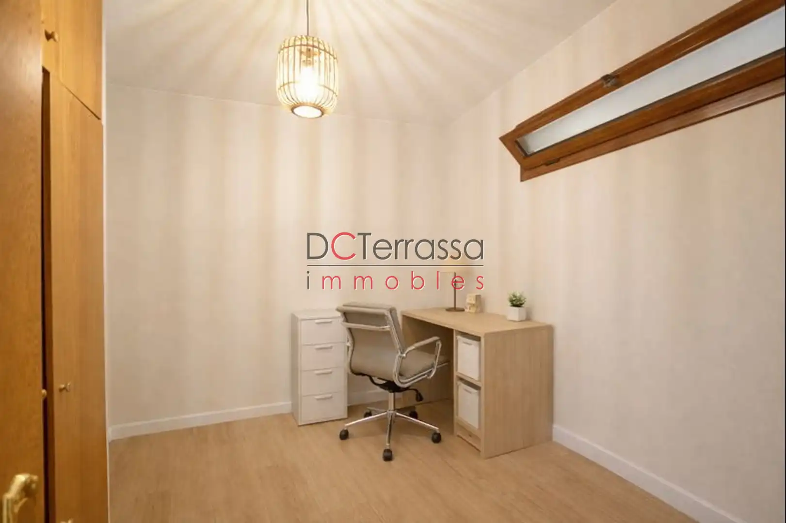 Piso en venta en Terrassa con Aire acondicionado, Calefacción y Horno