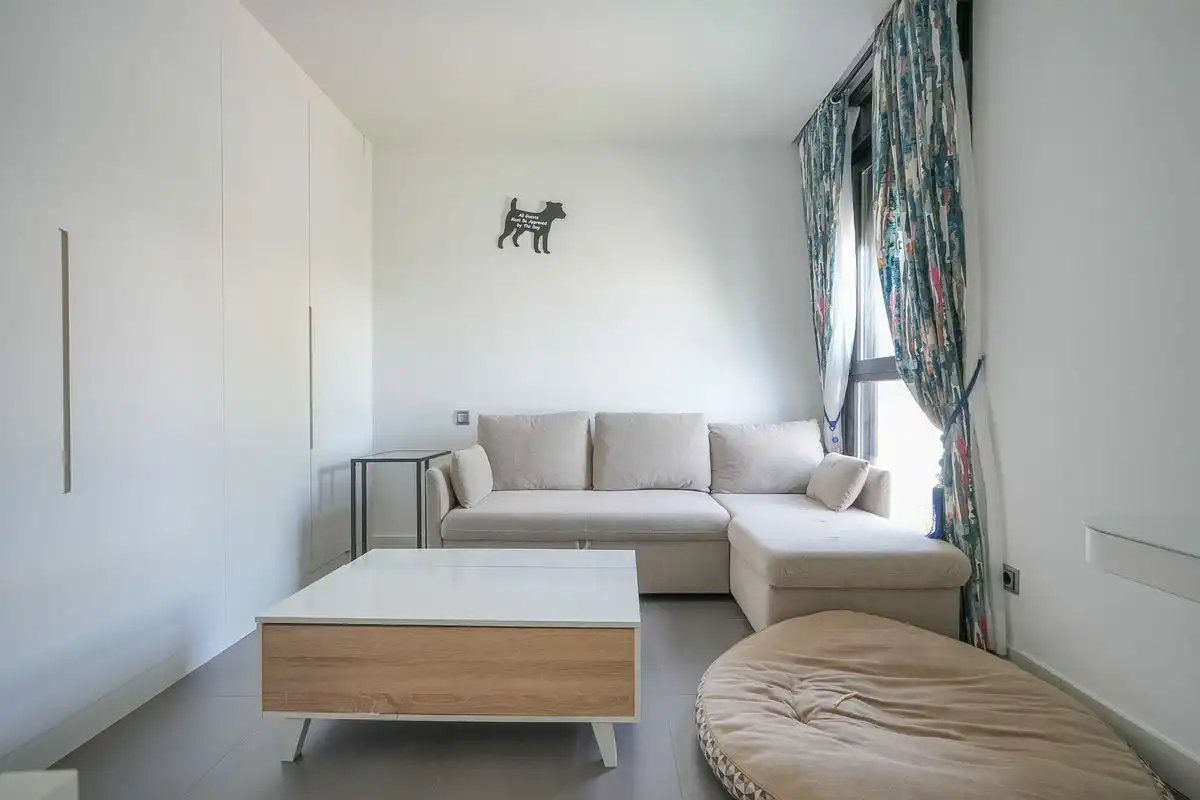 Sala d'estar de Casa o xalet en venda en Las Rozas de Madrid amb Aire condicionat, Calefacció i Jardí privat