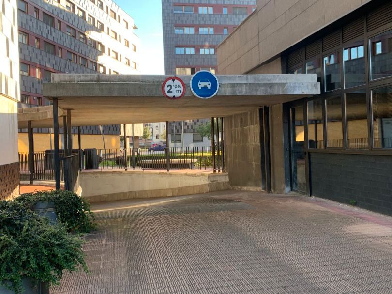 Parking de Garaje de alquiler en Barakaldo 