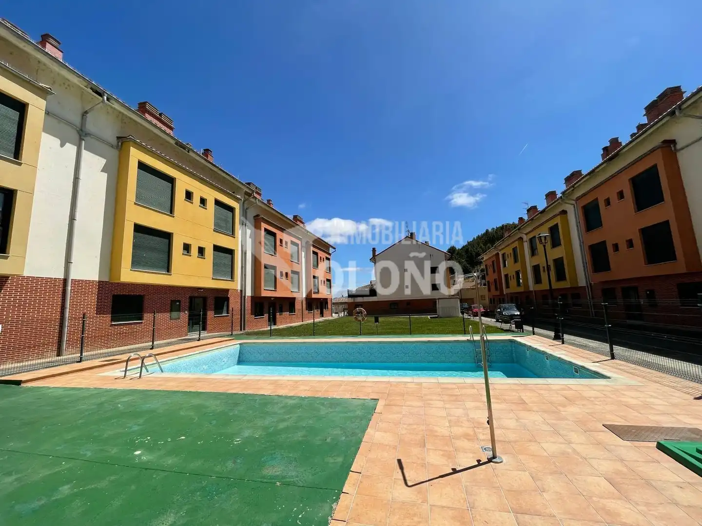 Piscina de Dúplex en venta en Cuzcurrita de Río Tirón con Calefacción, Terraza y Amueblado