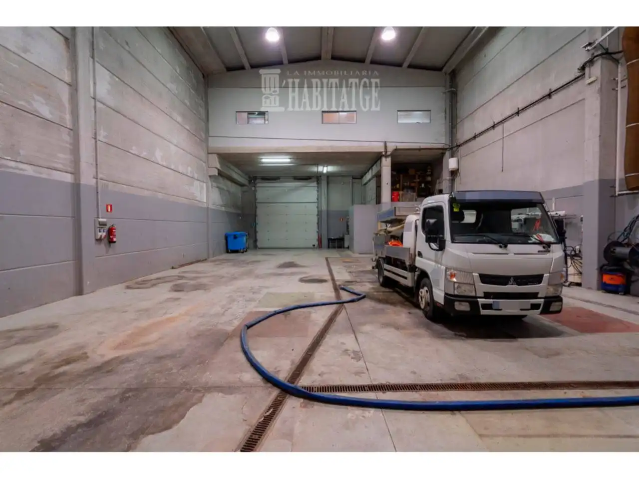 Aparcament de Nau industrial en venda en Balenyà