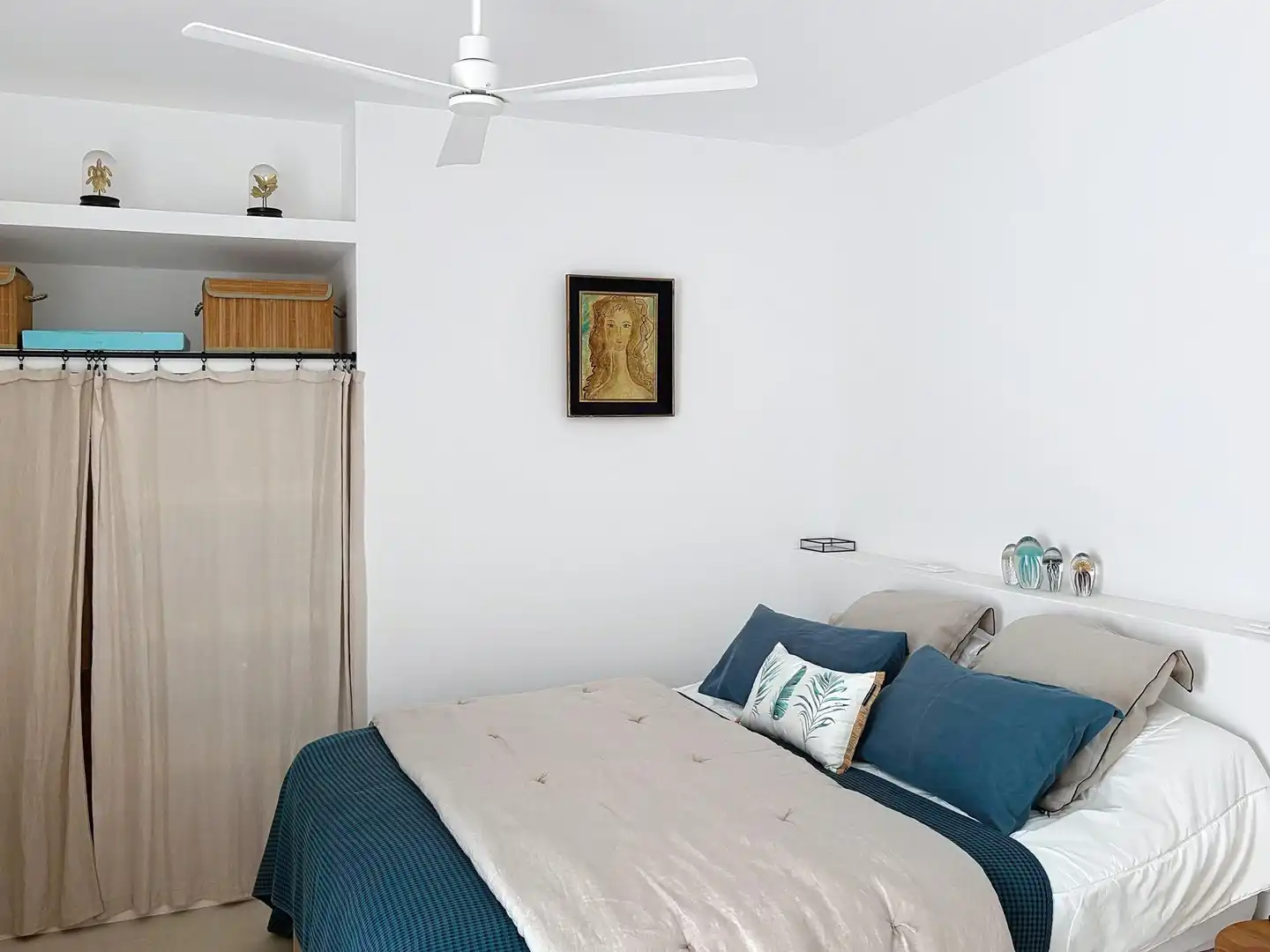 Habitación de Casa adosada en venta en Ciutadella de Menorca con Aire acondicionado, Calefacción y Terraza