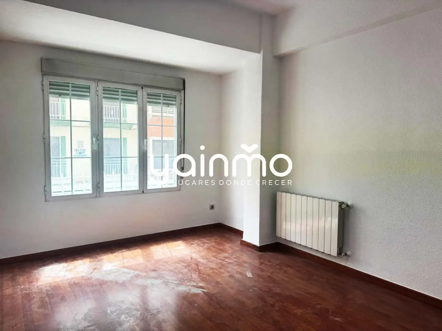 Außenansicht von Büro zur Miete in Jaén