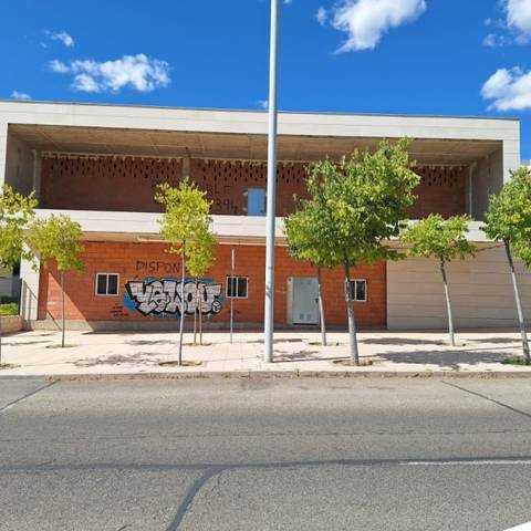 Local comercial en Venta en Bulevar Picos de Europa, 6 en Tempranales