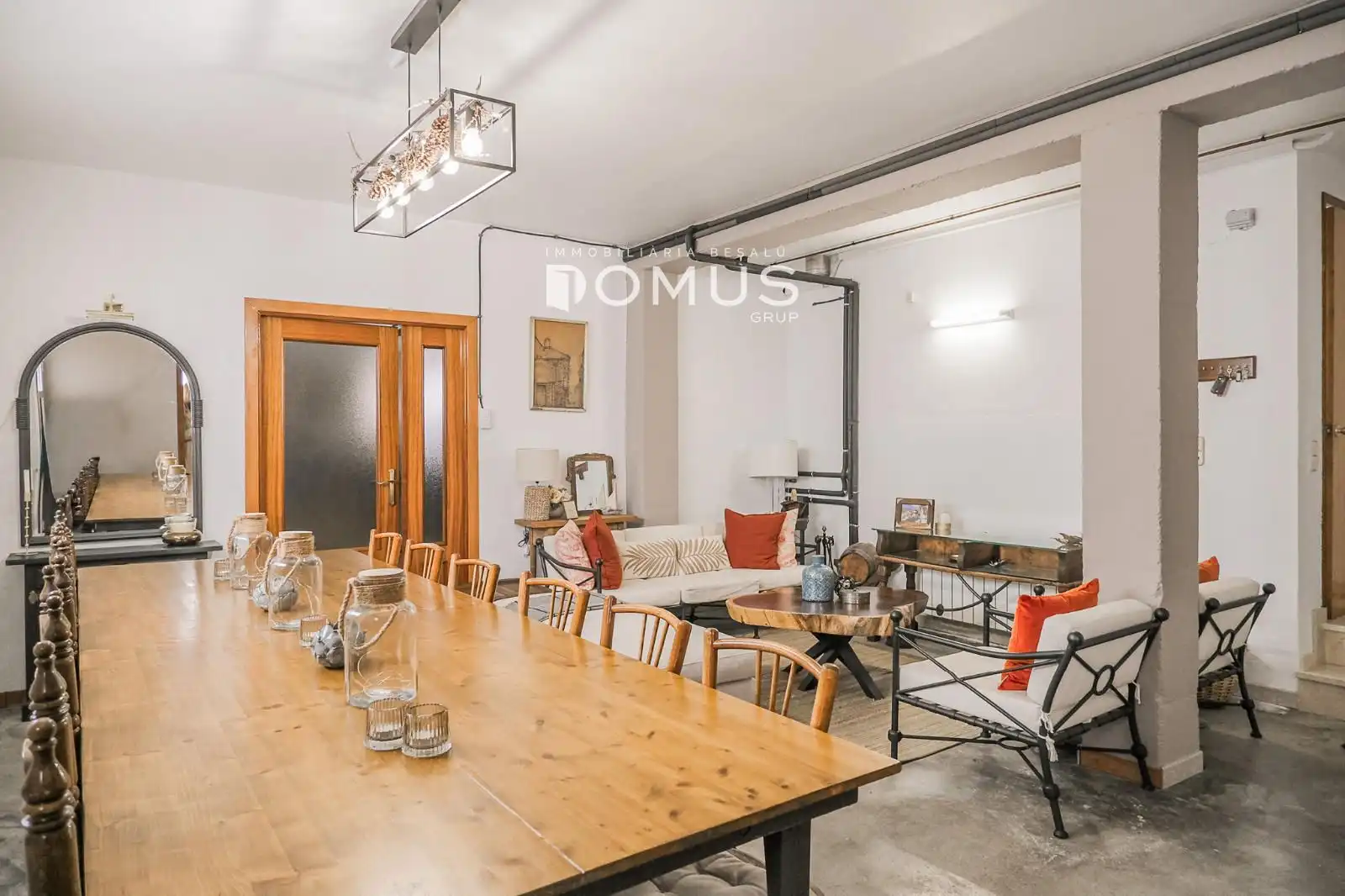 Dining room of Houses for sale in Besalú  with Air Conditioner, Private garden and Terrace