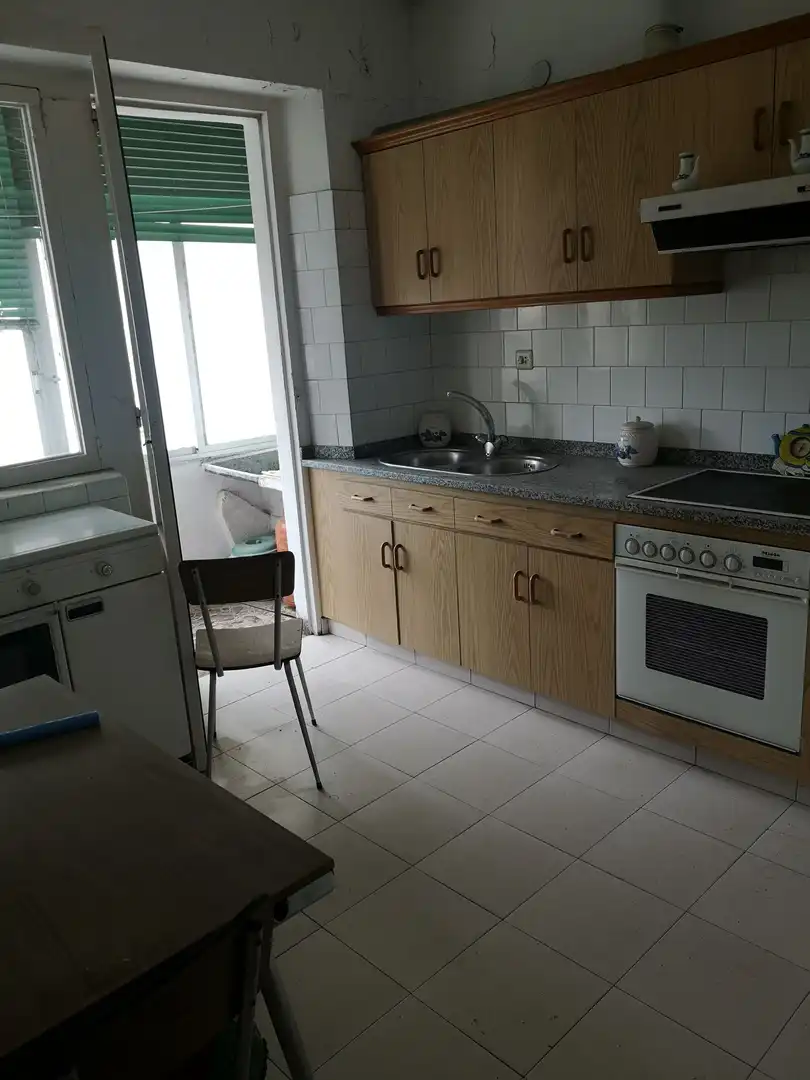 Cuina de Casa o xalet en venda en Lourenzá amb Jardí privat i Moblat