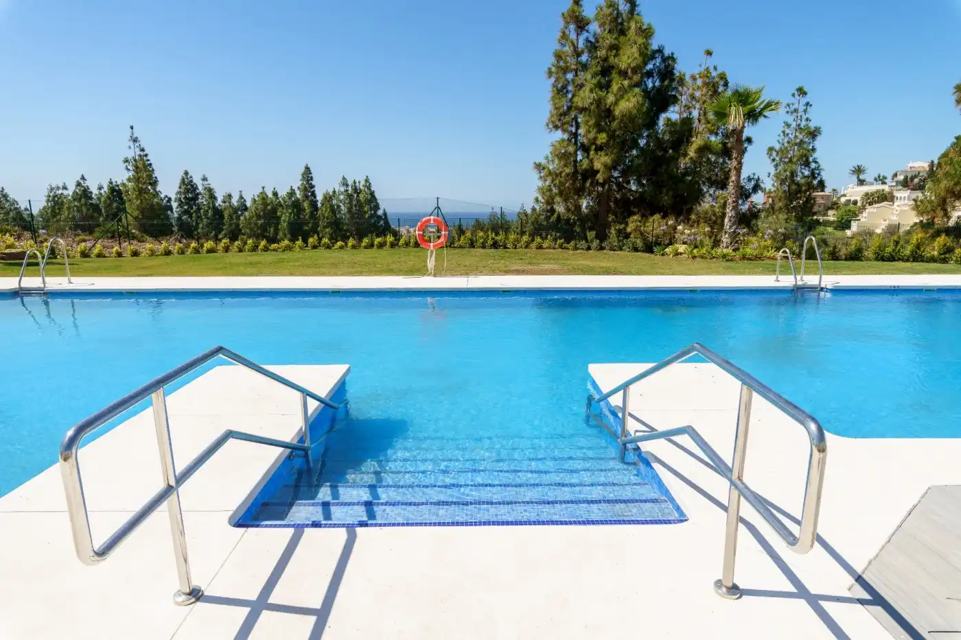Àtic amb piscina en venda a El Faro de Calaburra - Chaparral, imagen 50