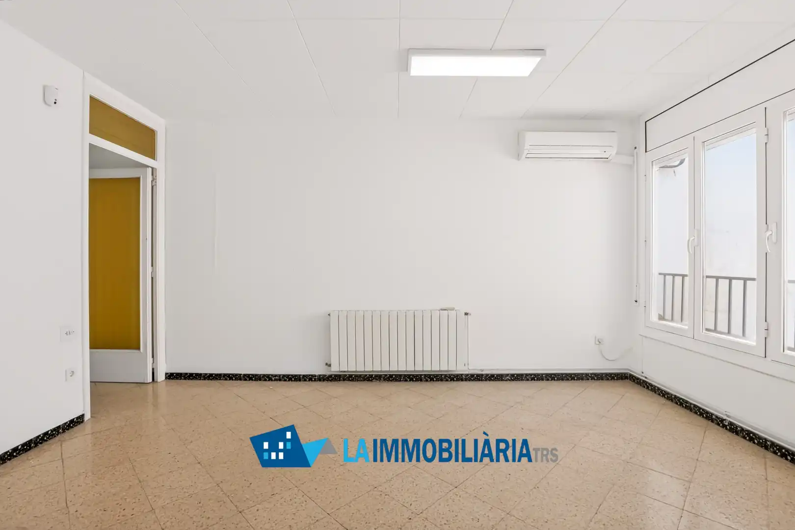 Piso en venta en Terrassa con Aire acondicionado, Calefacción y Terraza