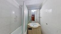 Bathroom of Flat for sale in Sabadell  with Balcony