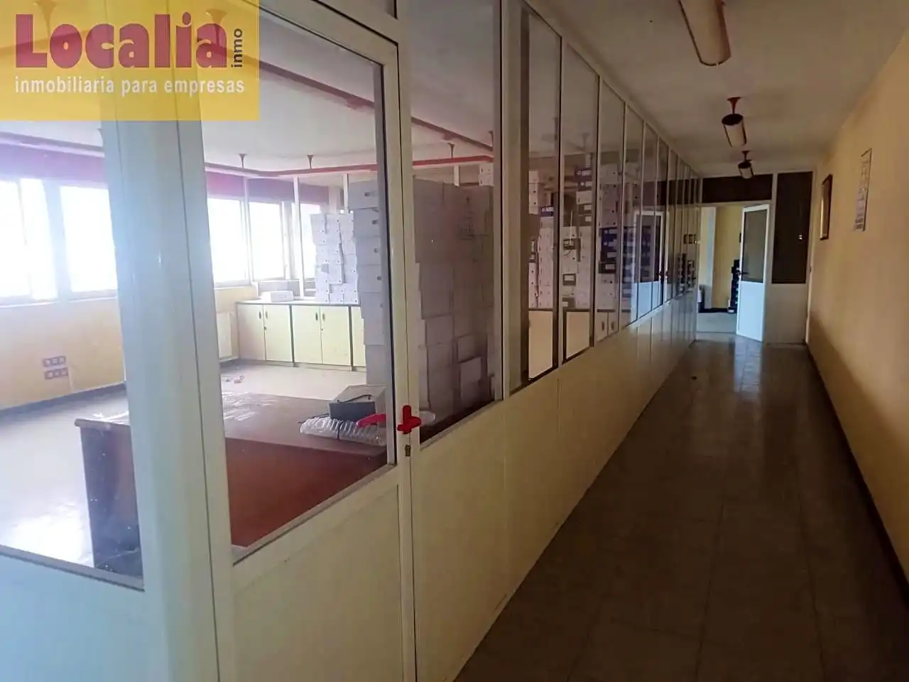 Office for rent in Los Corrales de Buelna 