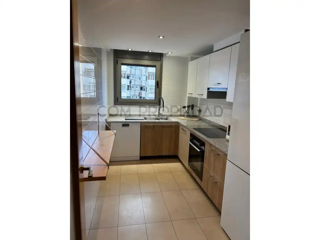 Kitchen of Flat for rent in Centre