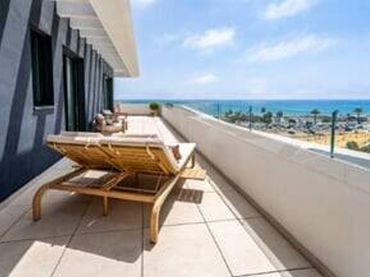 Apartamento con balcón en venta en Los Álamos