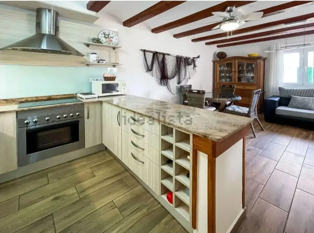 Detached homes for sale in Carrer Llac Sant Martí, L'Almadrava - L'Estanyó