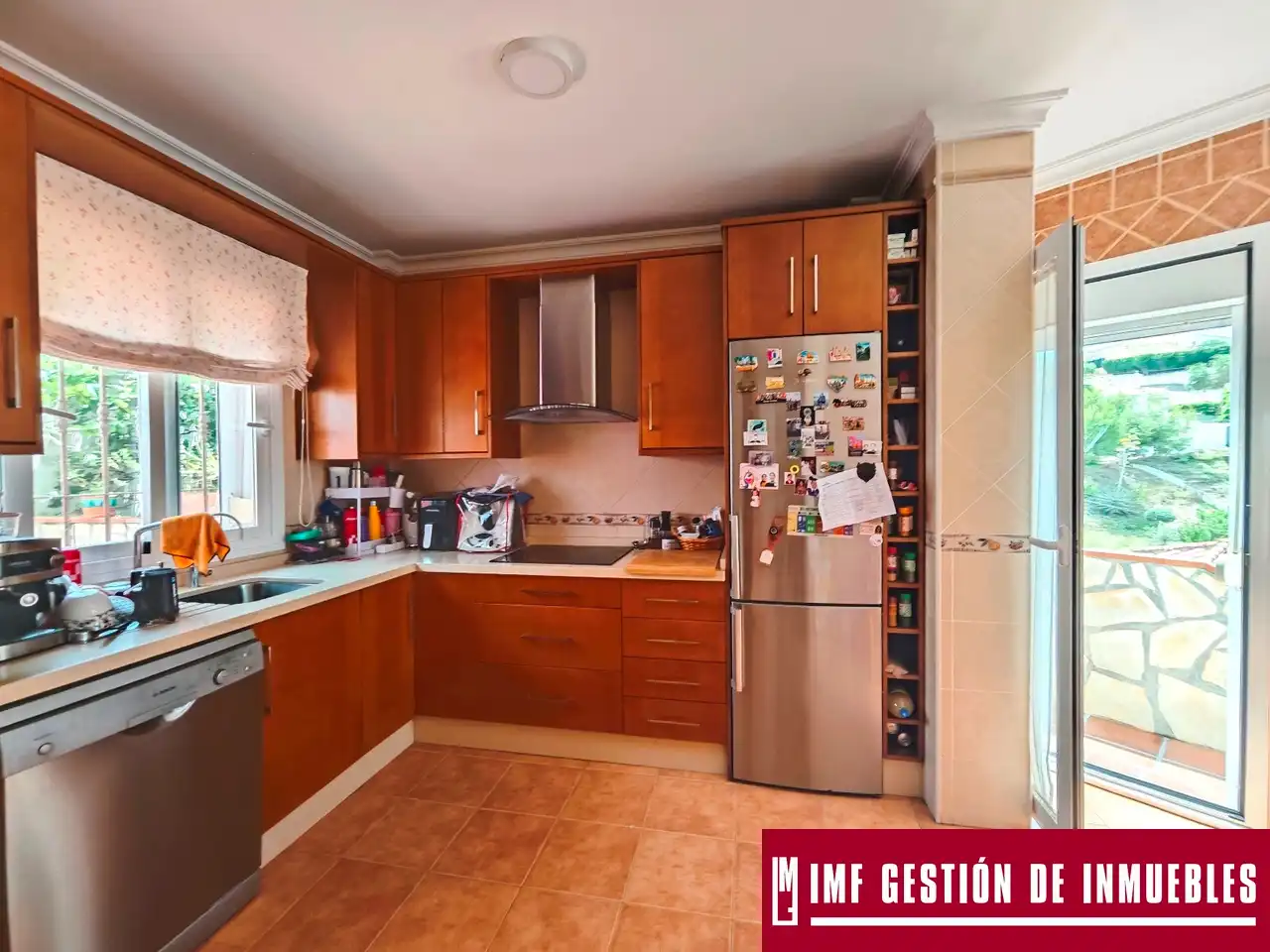 Cocina de Casa o chalet en venta en Nerja con Jardín privado, Terraza y Piscina comunitaria