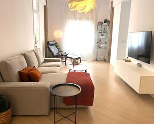 Sala d'estar de Apartament de lloguer en  Valencia Capital amb Aire condicionat, Calefacció i Parquet