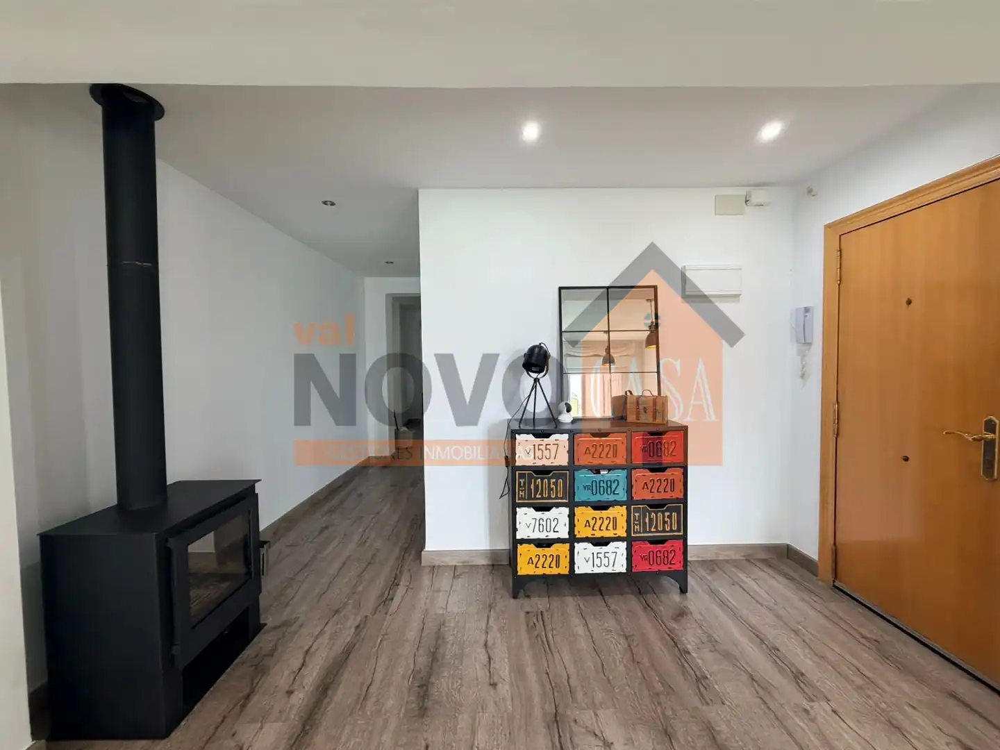 Living room of Flat for sale in Silla  with Air Conditioner