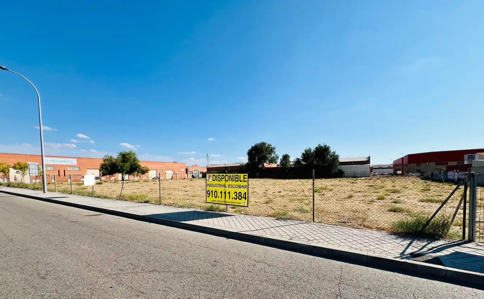 Terreno industrial en venta en Calle del Pino, 6, Zona Industrial