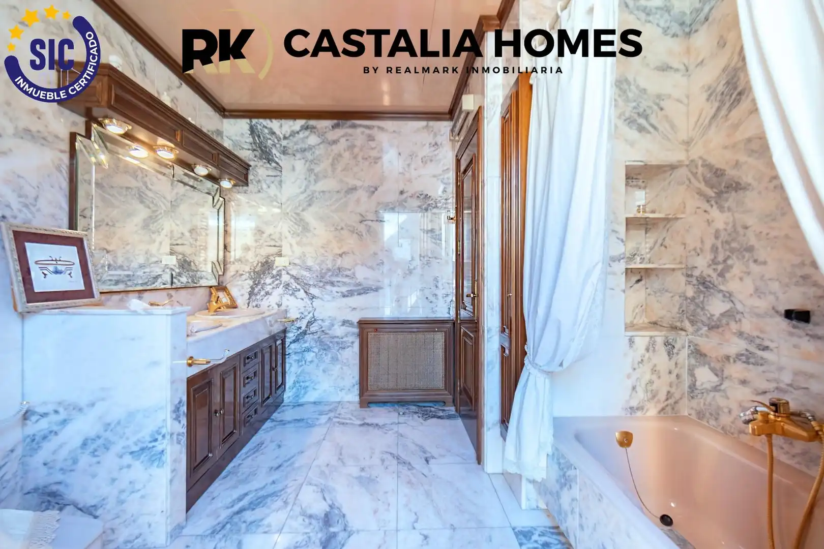 Baño de Casa o chalet en venta en Castellón de la Plana / Castelló de la Plana con Calefacción, Jardín privado y Parquet