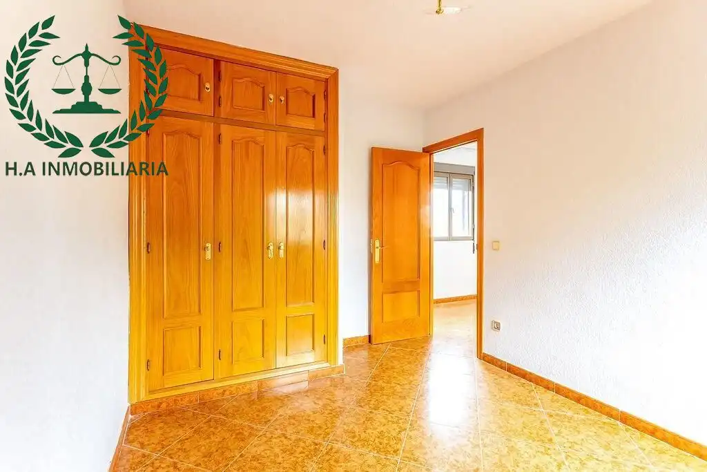 Bedroom of Houses for sale in Pedrezuela  with Air Conditioner, Heating and Terrace