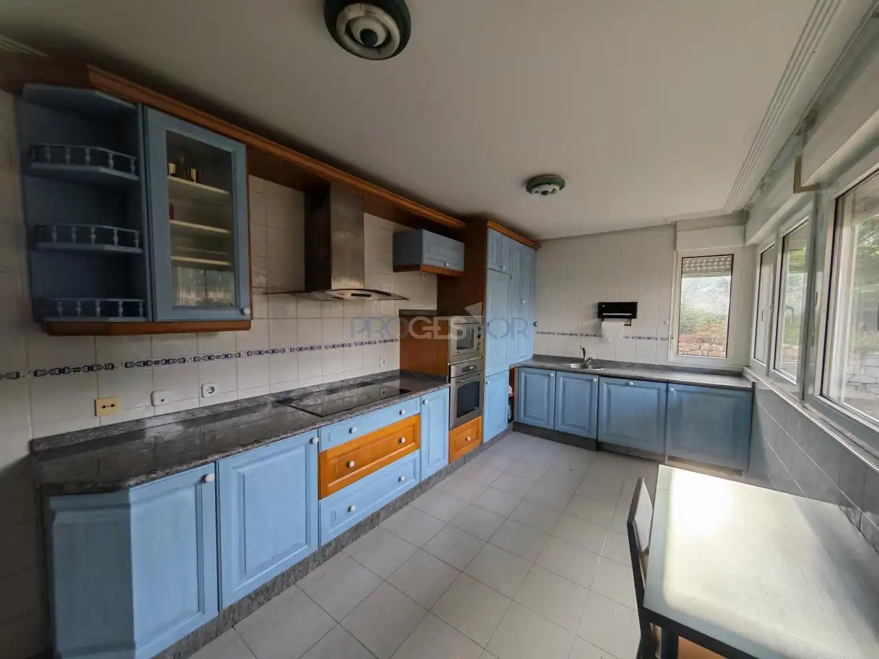 Cocina de Casa o chalet en venta en Sariegos con Calefacción, Jardín privado y Terraza