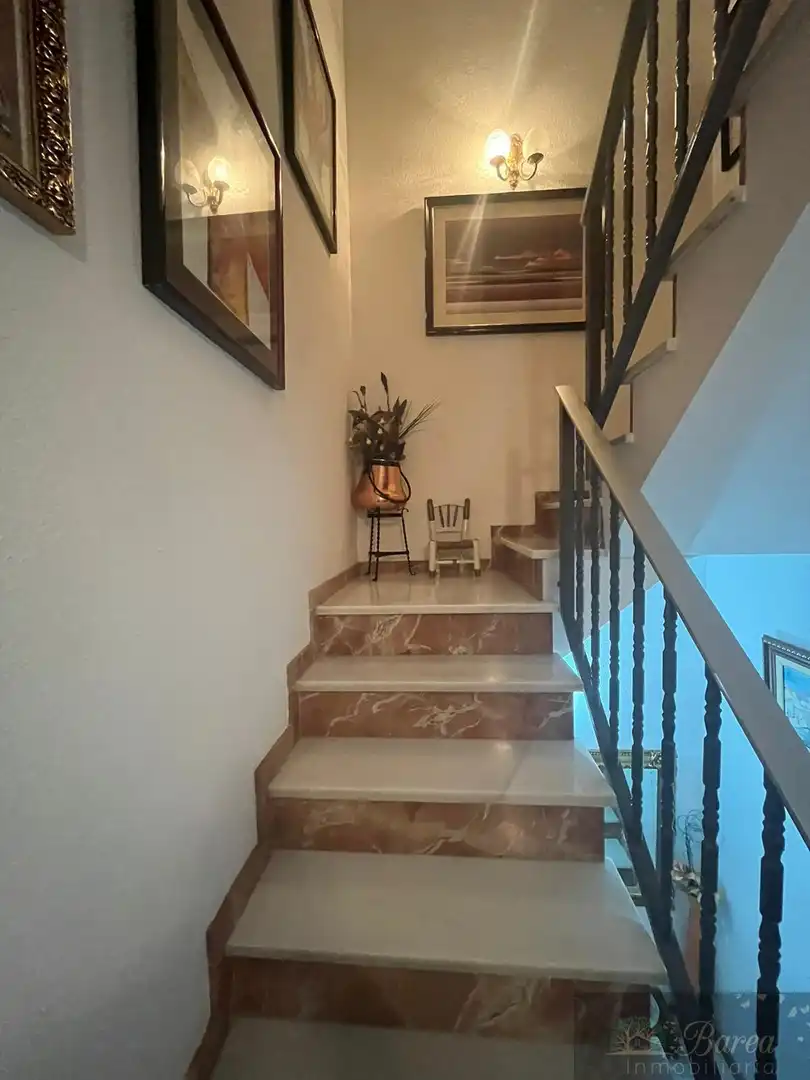 Casa con terraza en venta en Rute, imagen 6