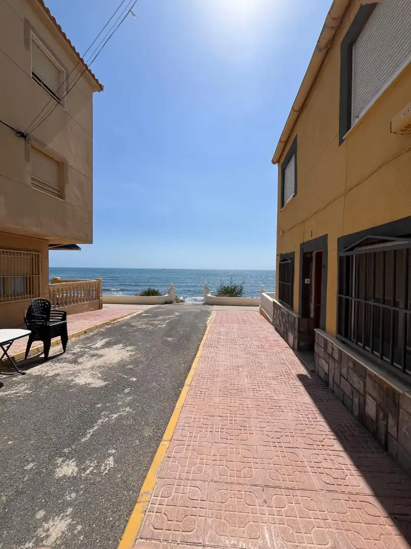 Außenansicht von Einfamilien-Reihenhaus zum Verkauf in Torrevieja