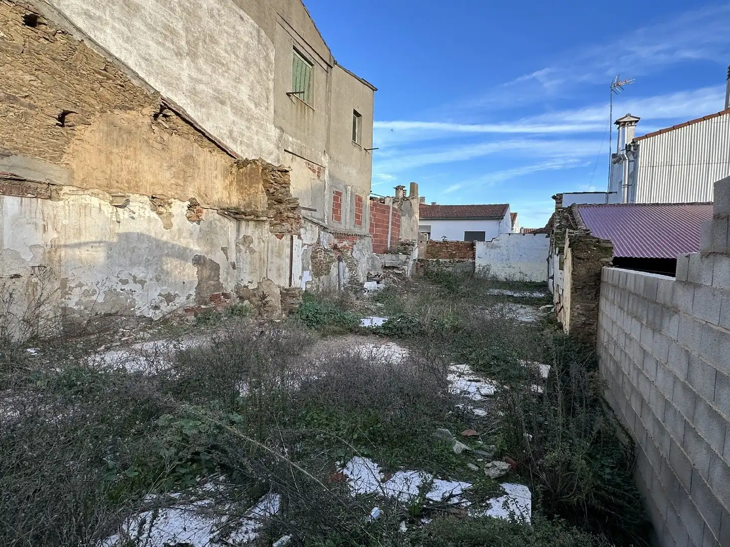 Terreni e lotti in vendita a Malpartida de Plasencia, imagen 3