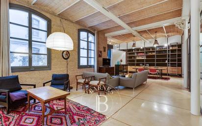 Living room of Flat for sale in  Barcelona Capital  with Air Conditioner, Heating and Internet