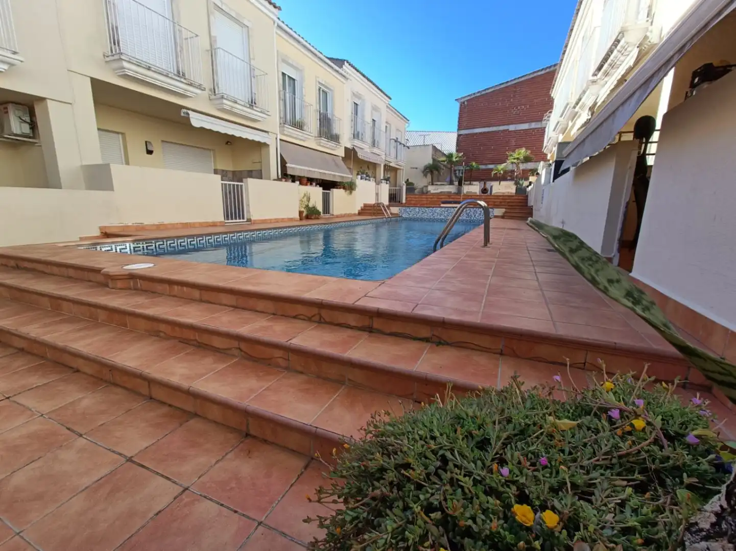 Piscina de Casa adosada en venta en Sagra con Aire acondicionado, Calefacción y Terraza