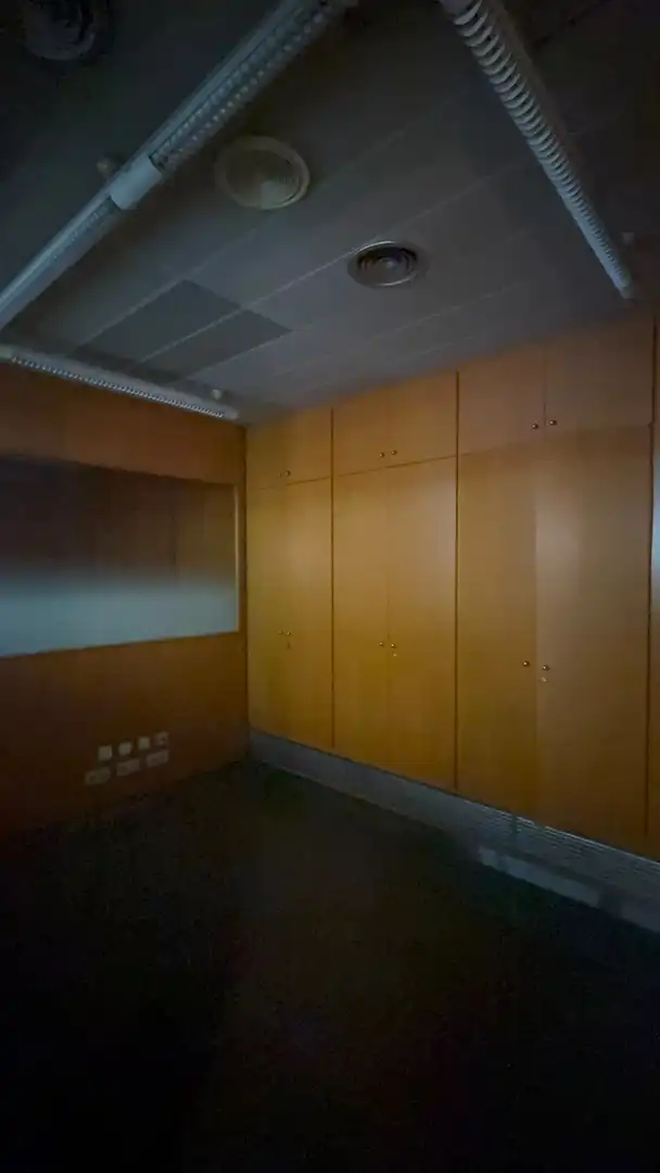 Local commercial à louer à La Roca del Vallès, imagen 8