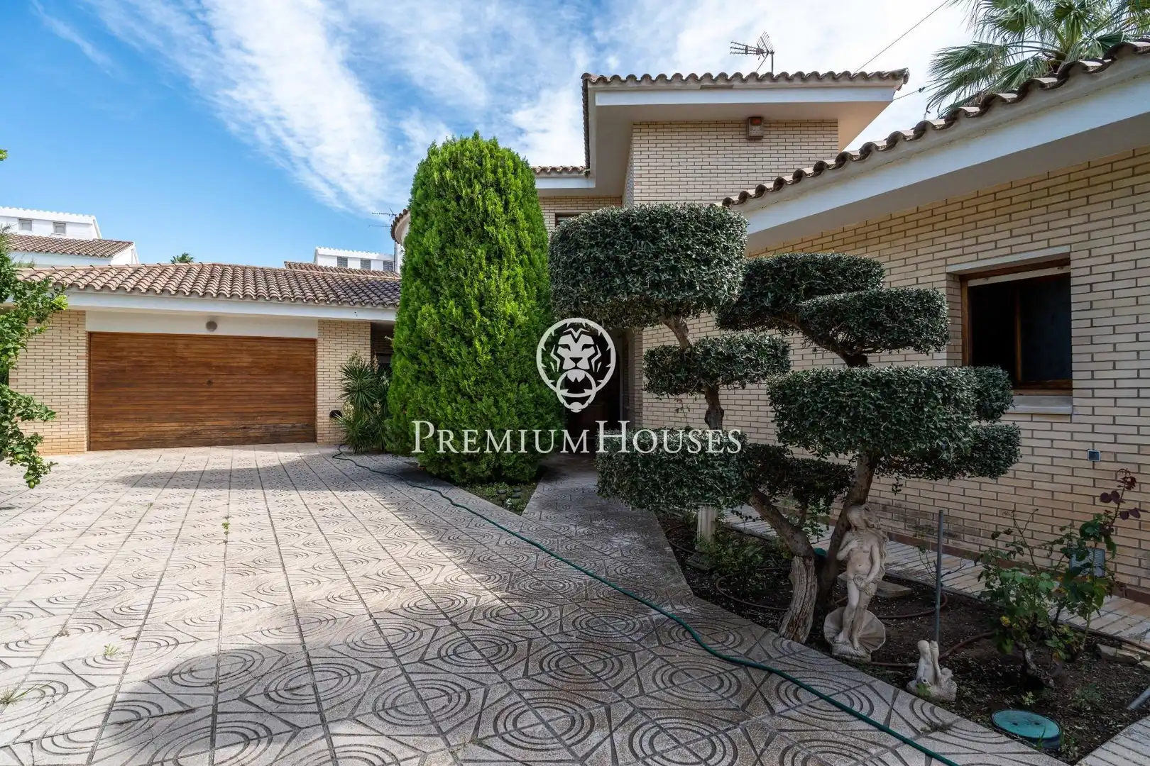 Exterior view of Houses for sale in Cambrils  with Heating, Private garden and Terrace